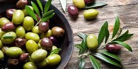 WHAT QUANTITY OF OLIVE OIL SHOULD CONTAIN A HEALTHY DIET?